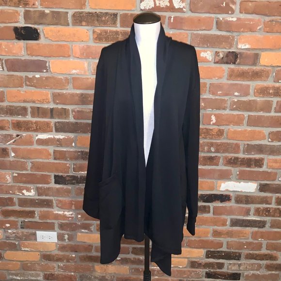 Cuddle Duds Sweaters - Cuddle Duds Black Long Sweater With Pockets Size 3X